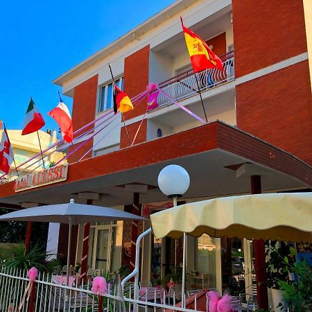 Hotel Alessi** Rimini Eksteriør bilde