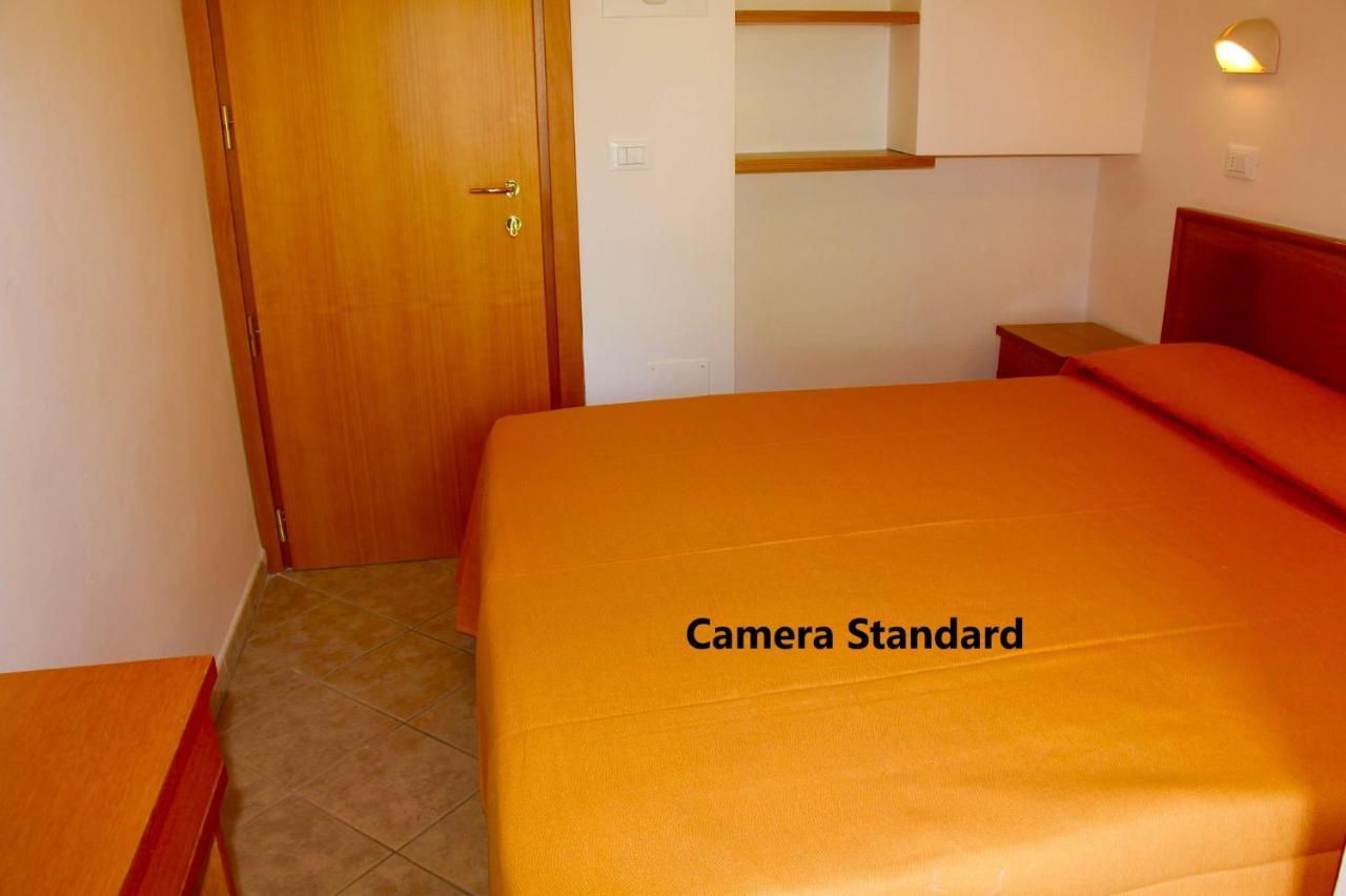 Hotel Alessi** Rimini Eksteriør bilde